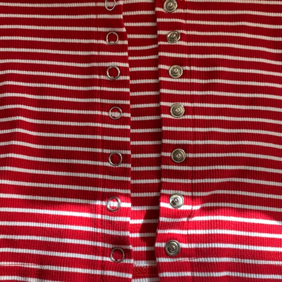 Zaful Striped Button Down Crop Top - Picture 3 of 7